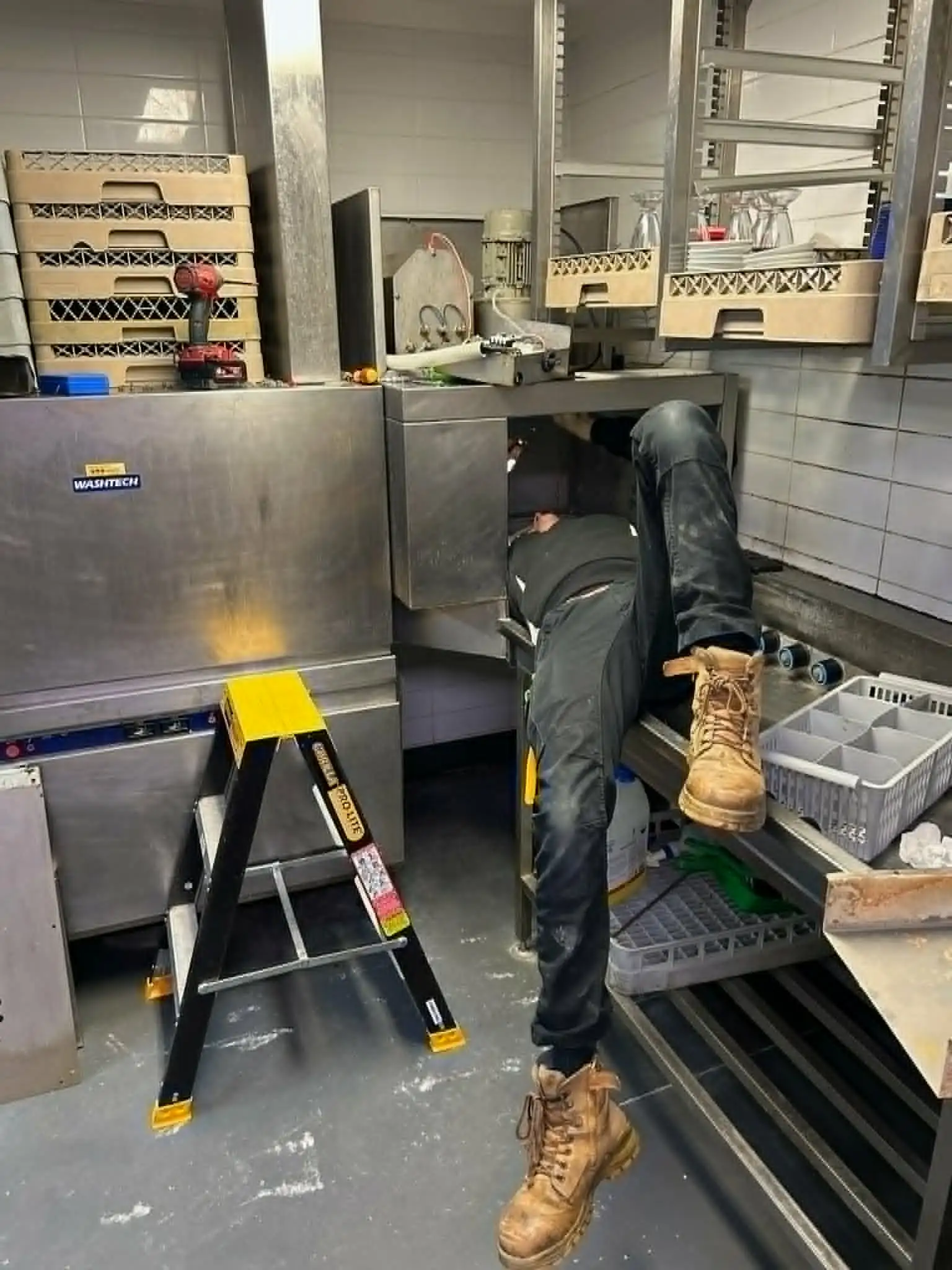 Fleers Electrical  commercial electrical work in Albany WA