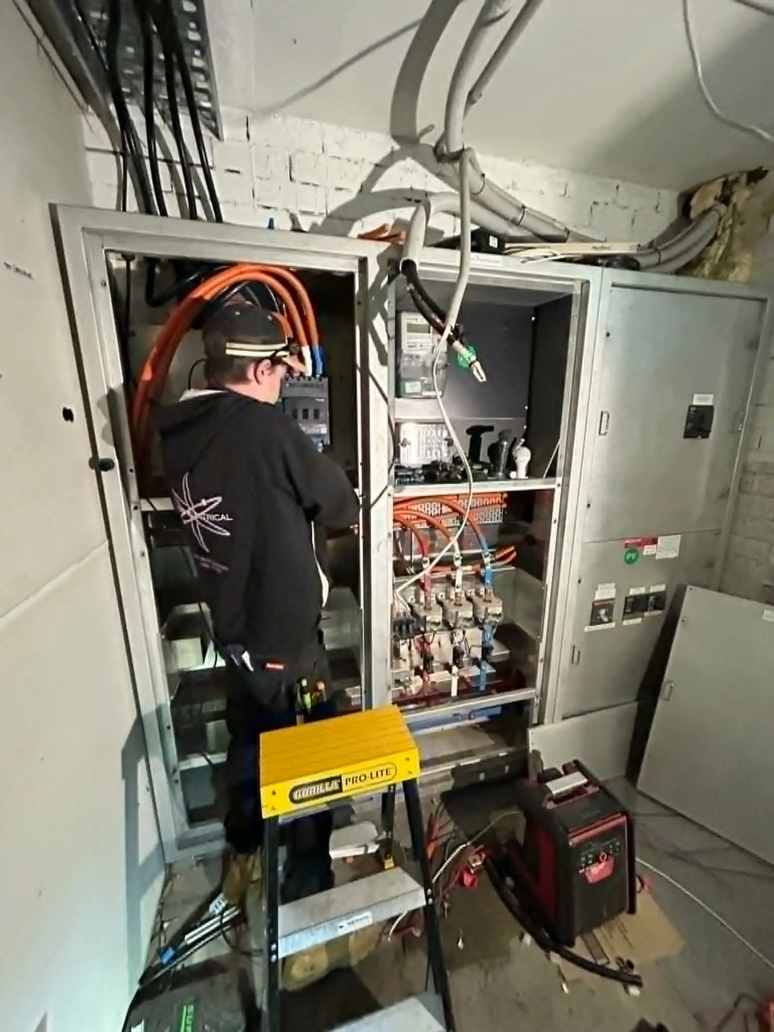 Fleers Electrical  power point installation in Albany WA